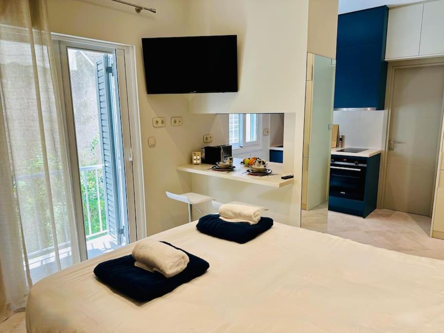 Appartamento The Pearl Of Athens, 1 Km From The Acropolis Esterno foto